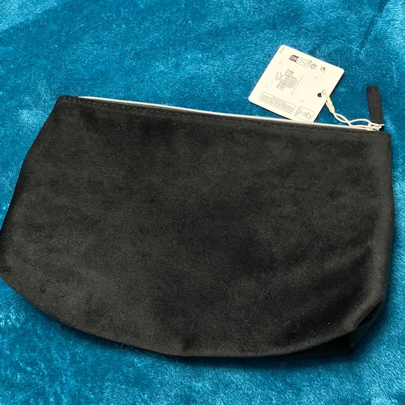 💐 Disney Mickey Mouse Cosmetic Travel Bag x Primark Black - Picture 5 of 8